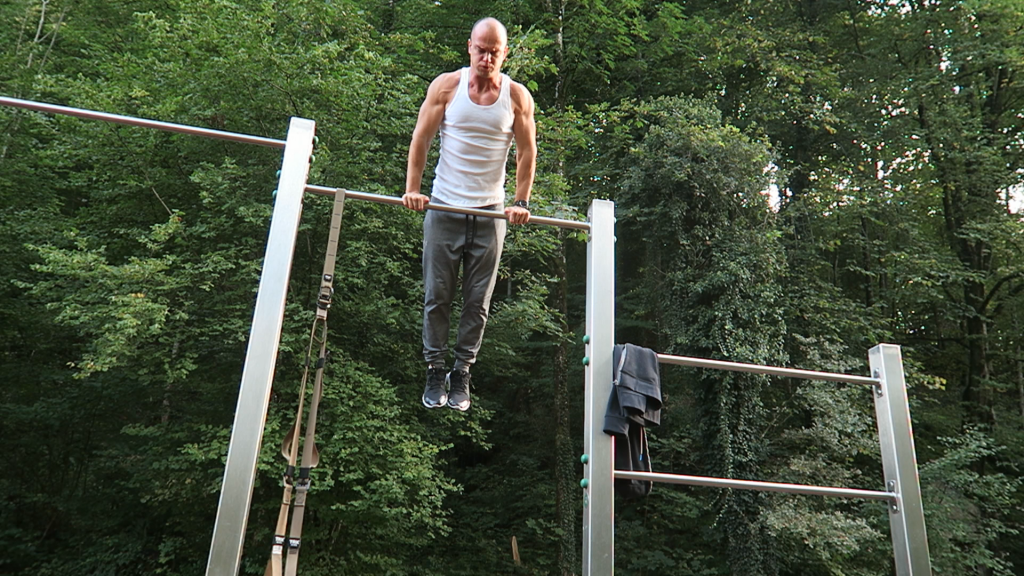 Muscle ups