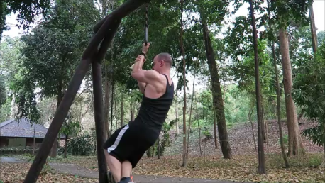 Assisted one arm chin-up uneven
